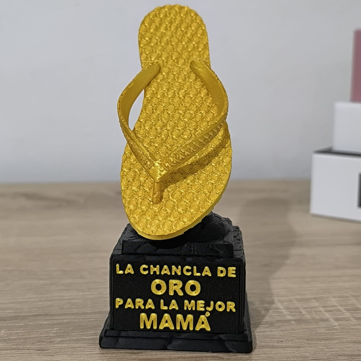 La Chancleta de Oro para la Mejor Mamá