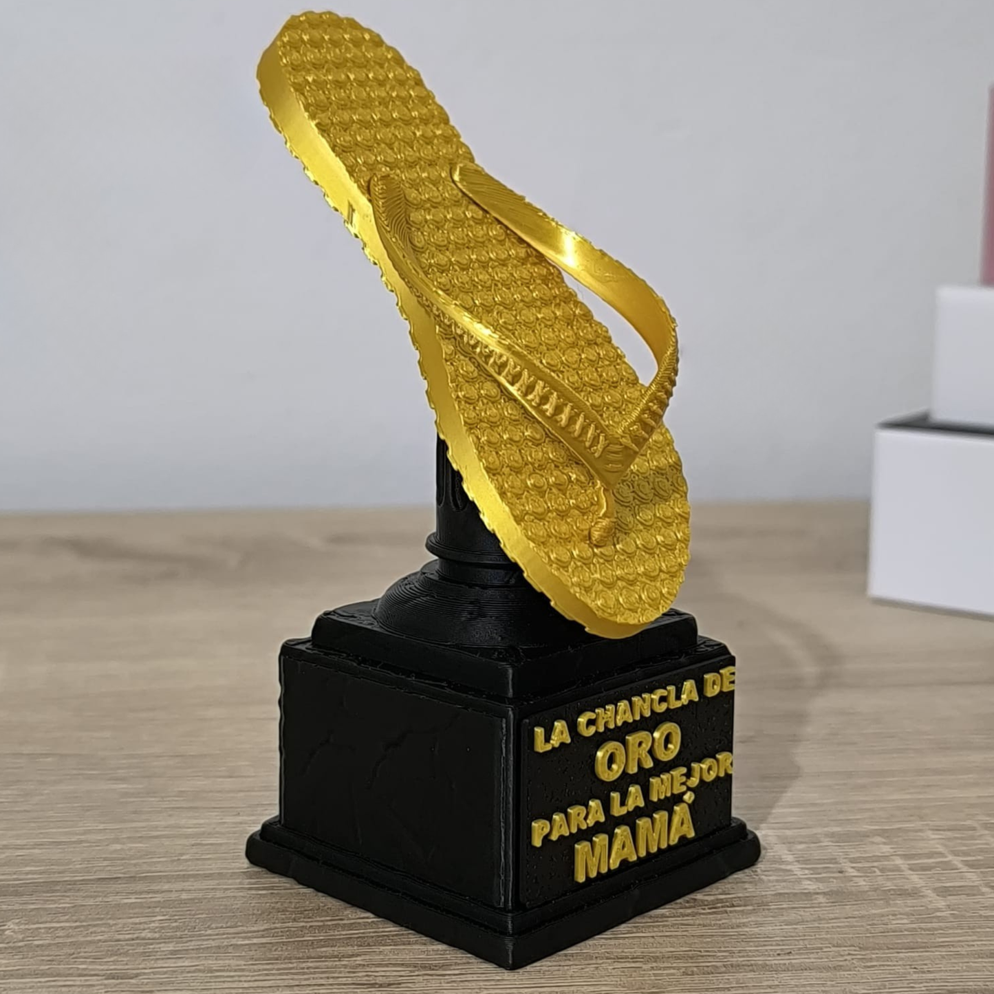 La Chancleta de Oro para la Mejor Mamá