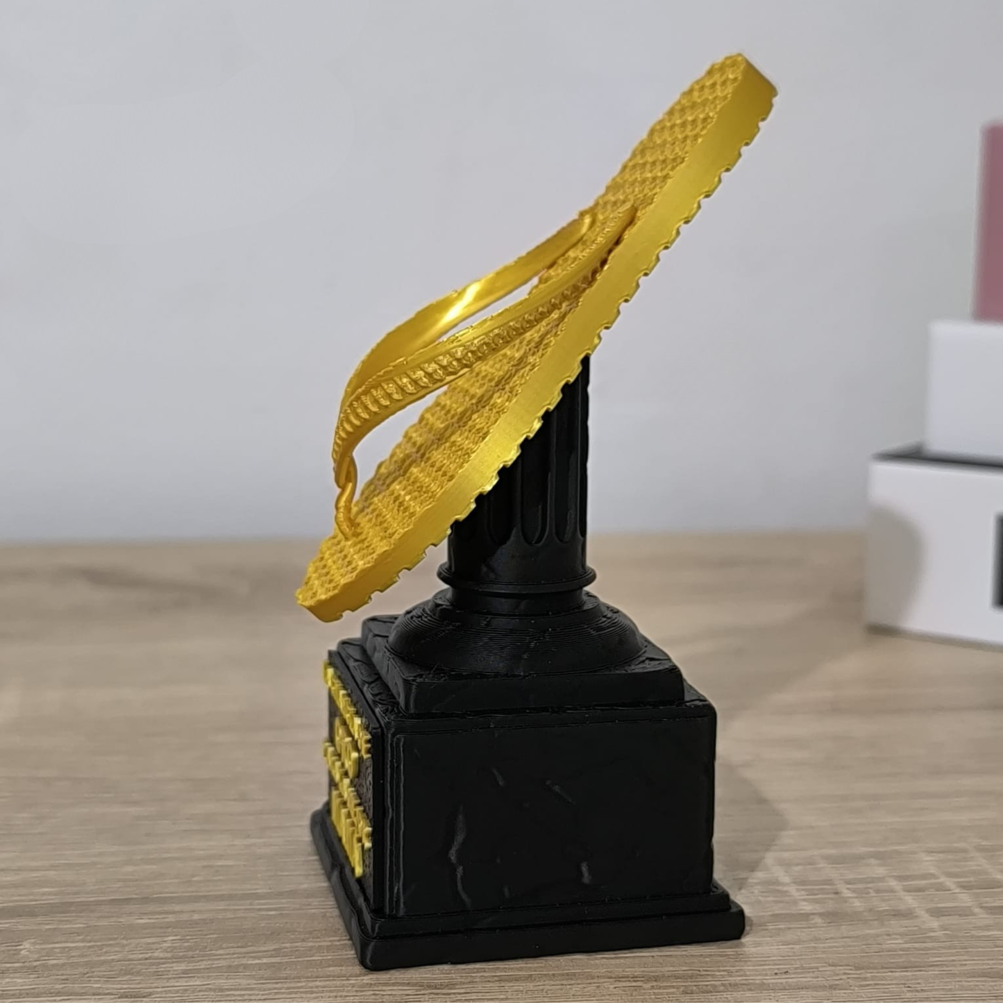 La Chancleta de Oro para la Mejor Mamá